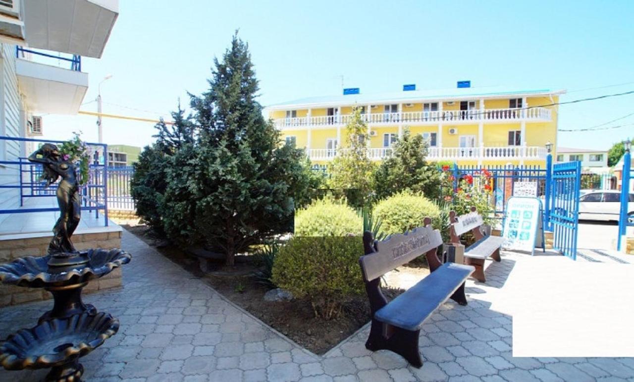 Gostevoi Dom Orion Hotel Vityazevo Exterior photo